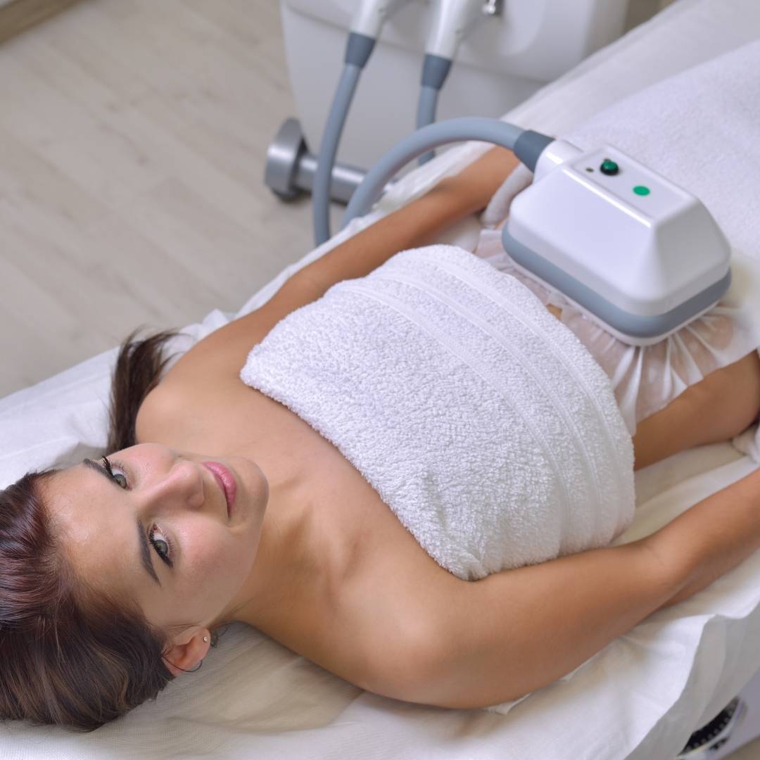 Woman receiving coolsculpting